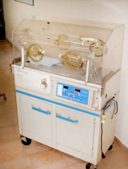 Incubadora Medix PC 305